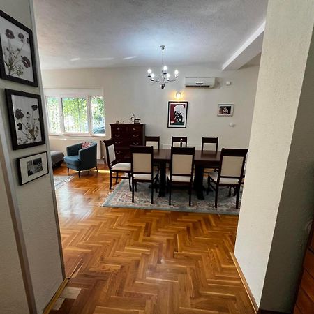 Charming cozy apartment Gewgelija Zewnętrze zdjęcie