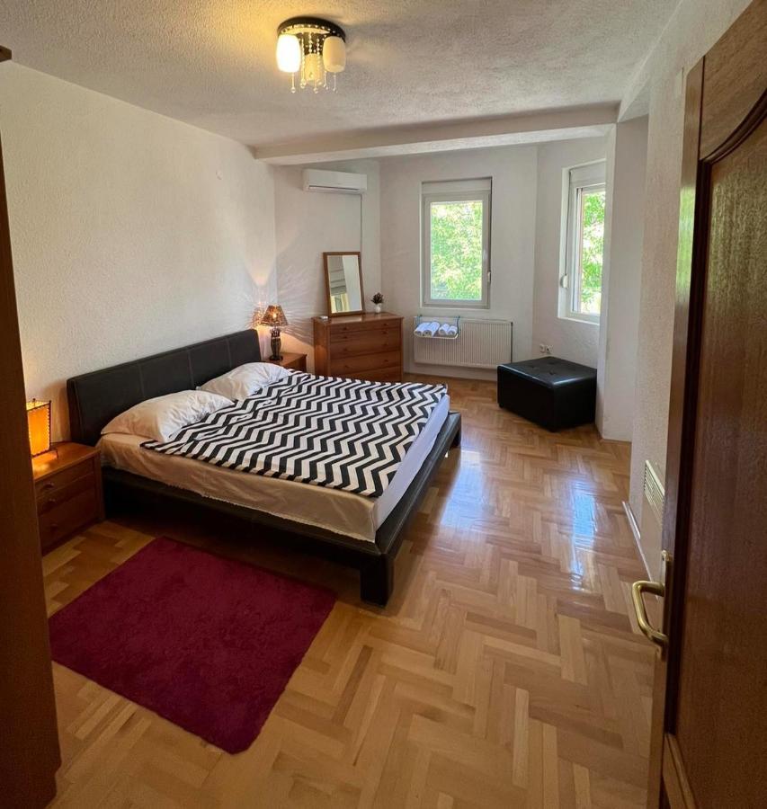 Charming cozy apartment Gewgelija Zewnętrze zdjęcie