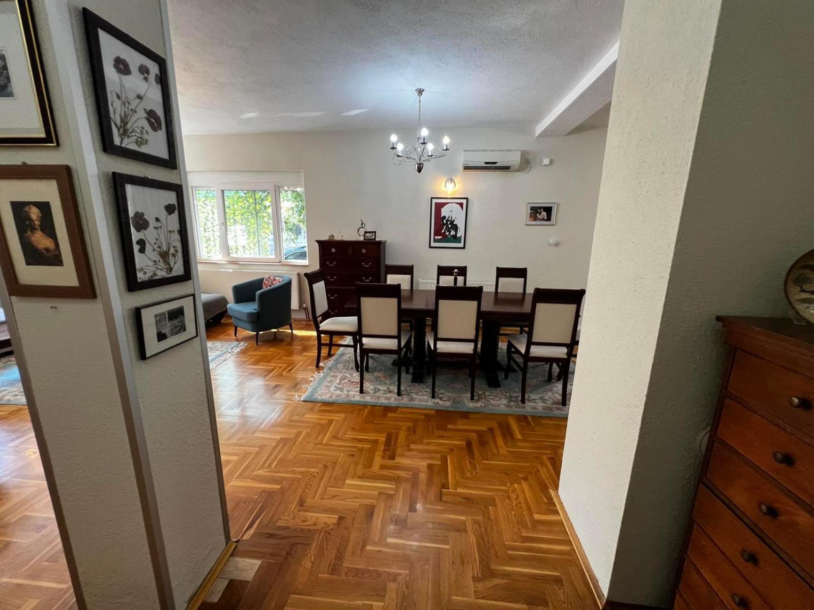 Charming cozy apartment Gewgelija Zewnętrze zdjęcie